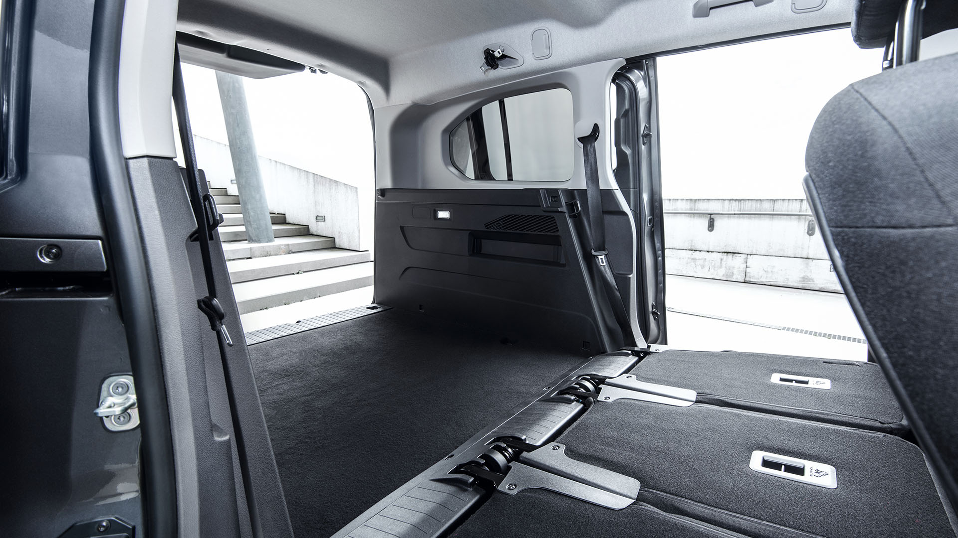 Interior Proace City Verso